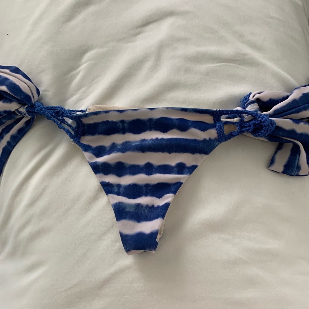 Acacia bottoms for sale